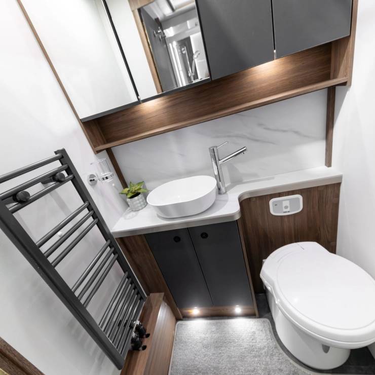 Whirlwind interior image 10