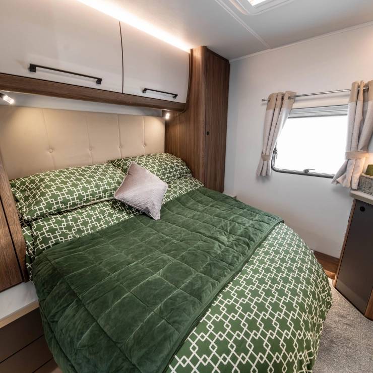 Whirlwind interior image 10