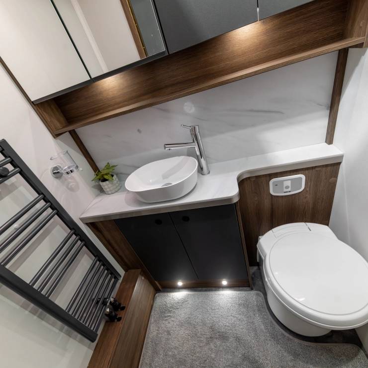 Whirlwind interior image 12