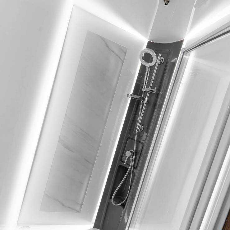 Whirlwind interior image 14
