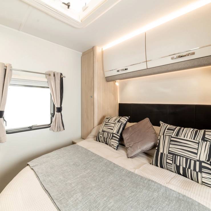 Whirlwind interior image 9