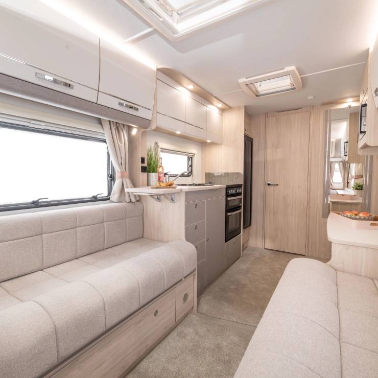 Whirlwind interior image 4